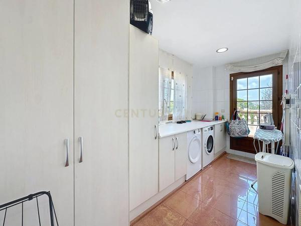 Casa independiente en calle Alcázar de Segovia, 33