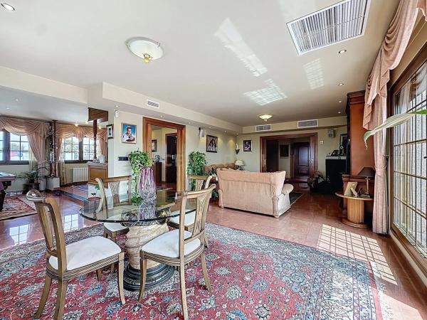 Casa independiente en calle Alcázar de Segovia, 33