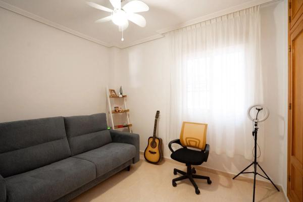 Piso en calle Castillo del Rio