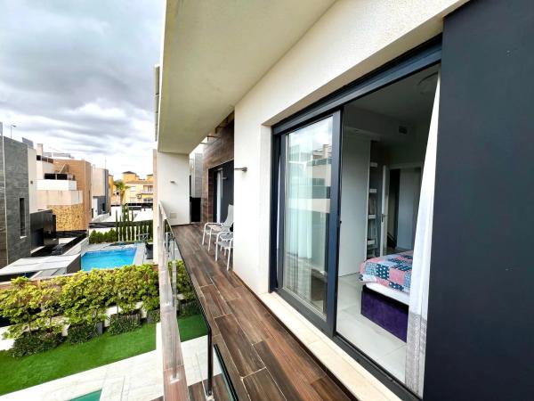 Casa independiente en calle Cabo Ortegal, 9