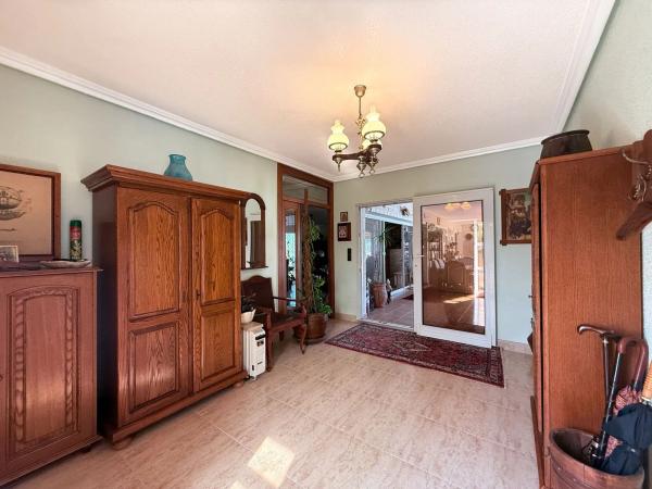 Casa independiente en Pl Peri Cast D Juan Este