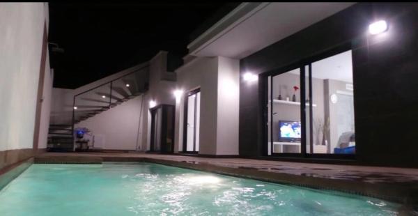 Casa independiente en calle Cabo de la Nao, 50