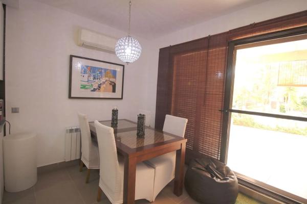 Casa de pueblo en calle Cabo Ortegal