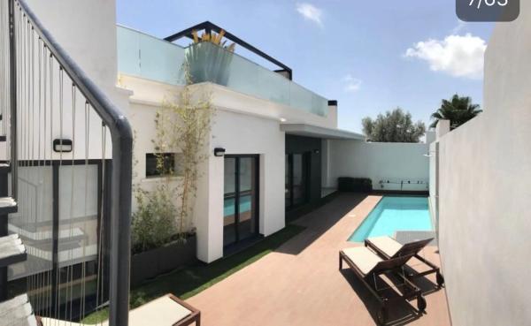 Casa independiente en calle Cabo de la Nao, 50