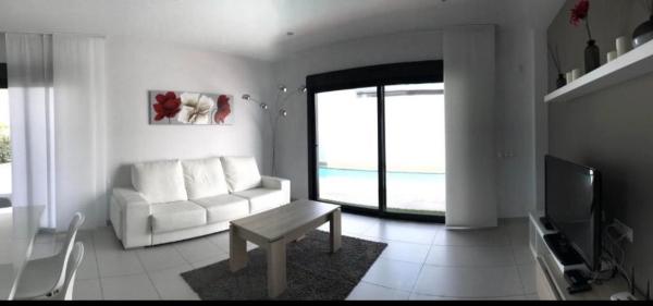 Casa independiente en calle Cabo de la Nao, 50