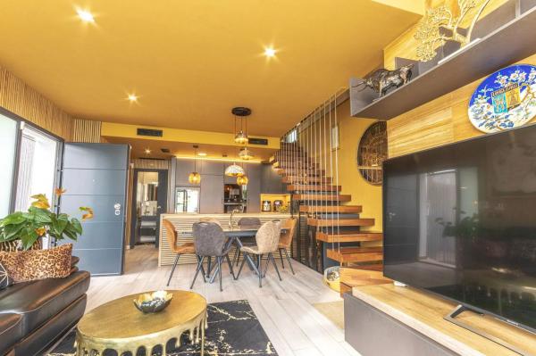 Casa independiente en calle Cabo Creus