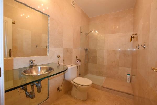 Piso en calle Anfora, 850