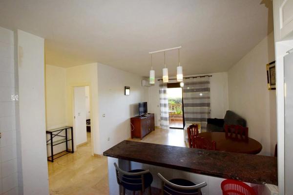 Piso en calle Anfora, 850