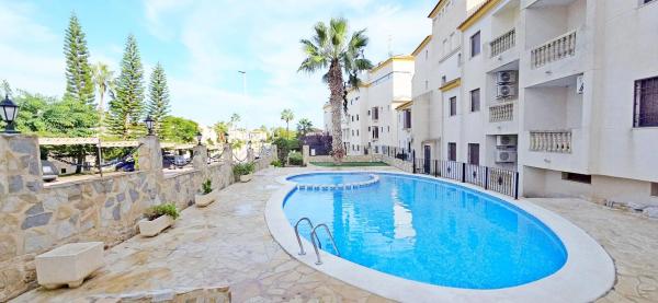 Piso en calle Anfora, 850