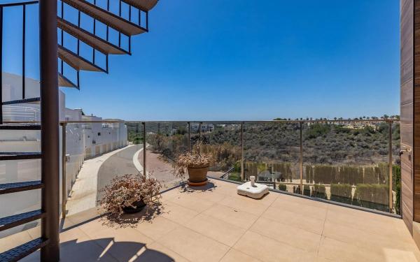 Ático en Barrio Lomas de Campoamor-Las Ramblas