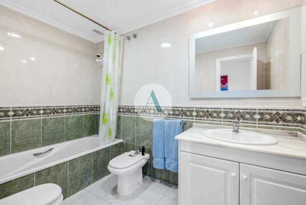 Piso en avenida Conde de Barcelona, 9