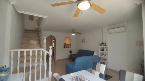 Chalet pareado en avenida Conde de Barcelona, 55