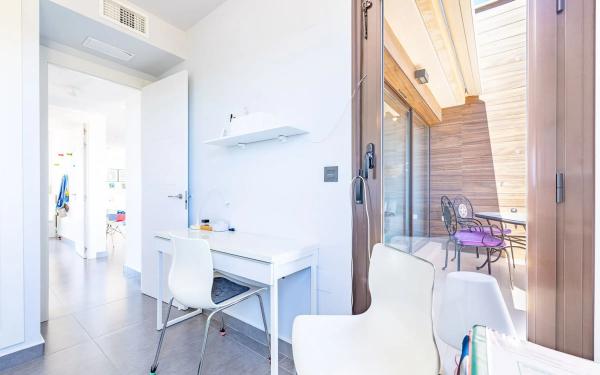 Ático en avenida Ramblas de Oleza 2