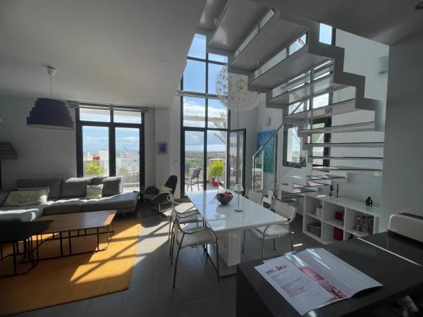 Piso en avenida Ramblas de Oleza 2