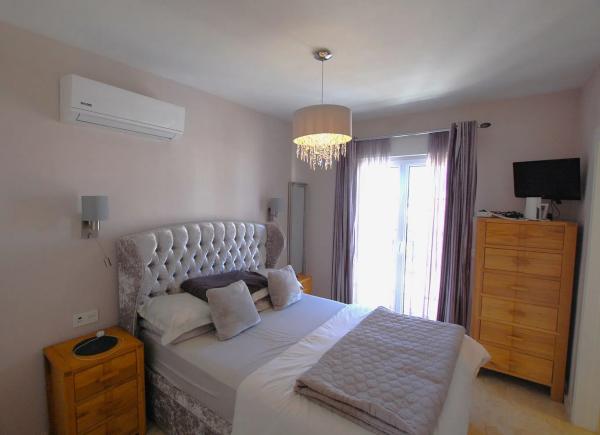 Ático en calle Cazorla, 122