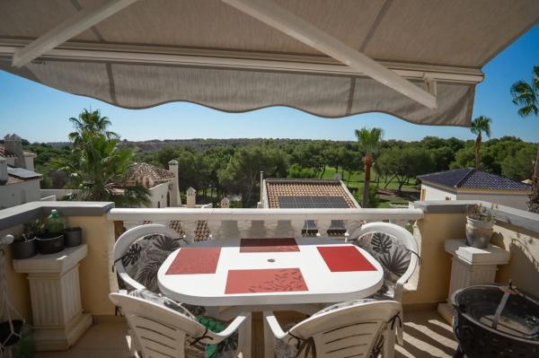 Chalet en Barrio Lomas de Campoamor-Las Ramblas