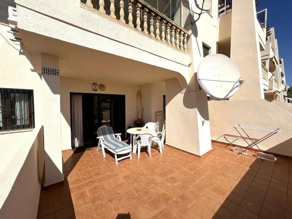 Piso en Barrio Lomas de Campoamor-Las Ramblas