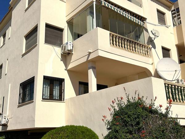 Piso en Barrio Lomas de Campoamor-Las Ramblas