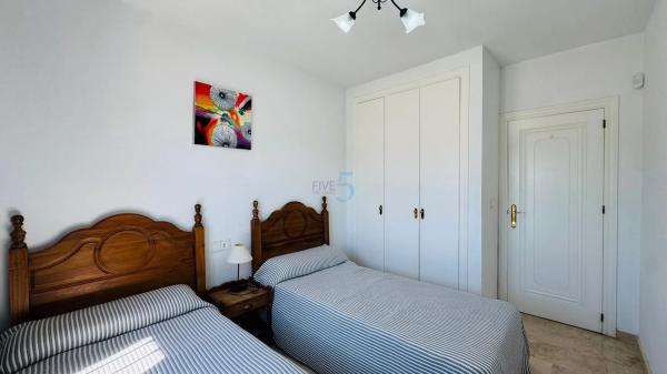 Piso en Barrio Lomas de Campoamor-Las Ramblas