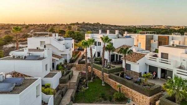Piso en avenida Ramblas de Oleza 2