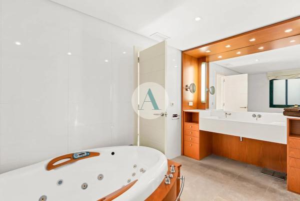 Ático en avenida de Ibiza, 16