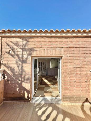 Casa independiente en calle Capricornio