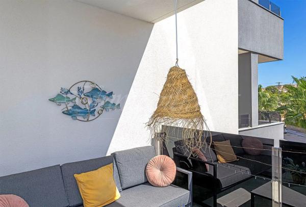 Piso en calle Lagos de Covadonga