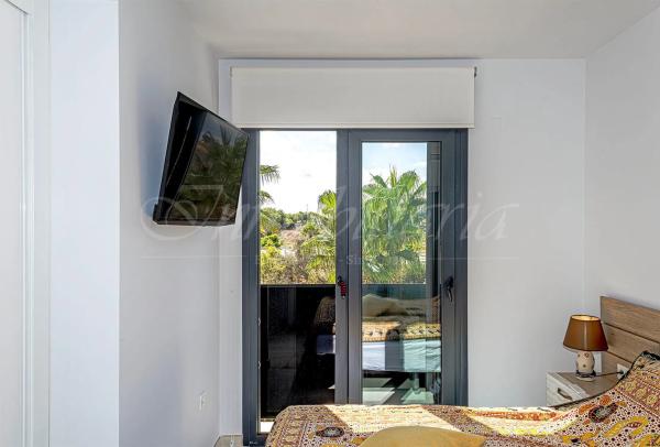 Piso en calle Lagos de Covadonga