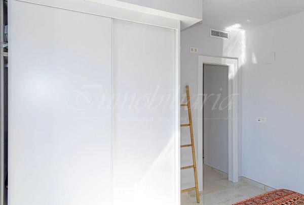 Piso en calle Lagos de Covadonga