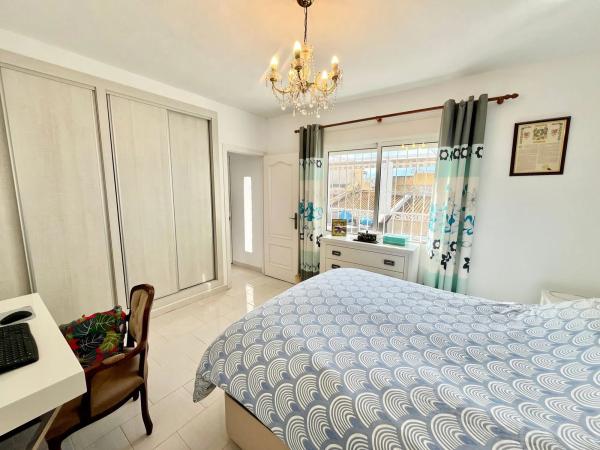 Chalet adosado en CL Golondrinas-chismosa La