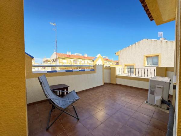 Chalet pareado en CL Lobo-chismosa