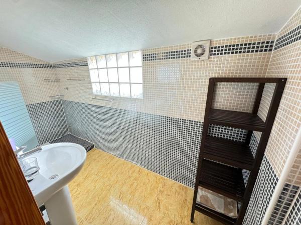 Chalet pareado en CL Lobo-chismosa