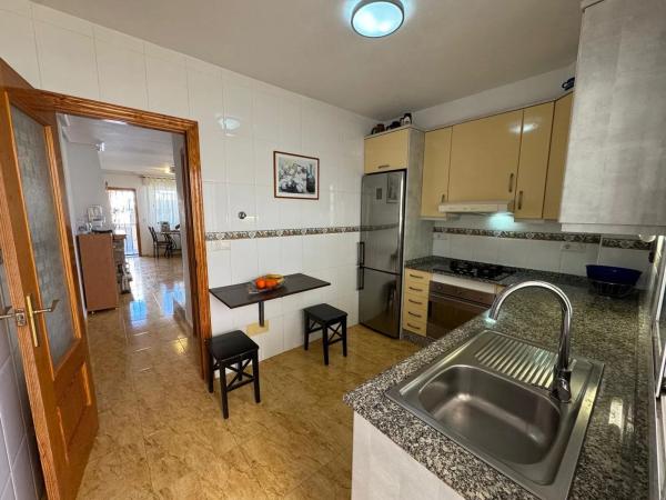 Chalet pareado en CL Lobo-chismosa