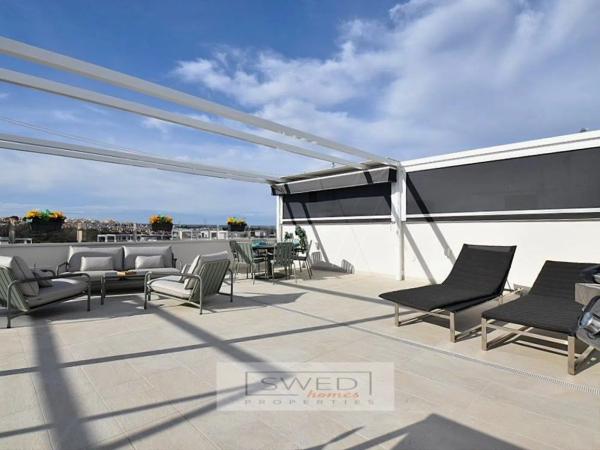 Ático en calle Lagos de Covadonga