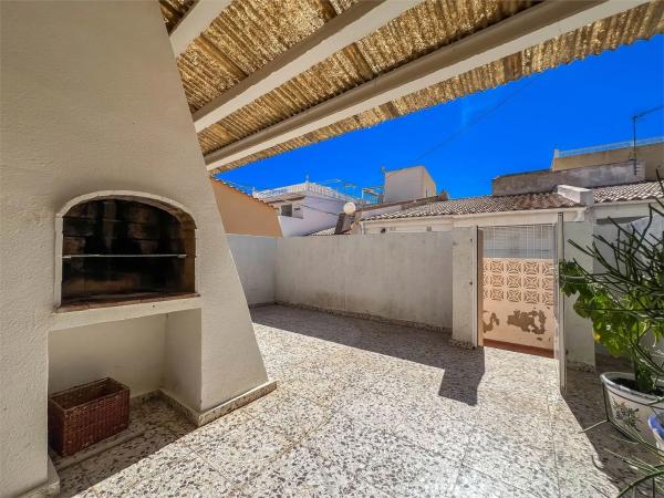 Chalet adosado en calle de las Golondrinas