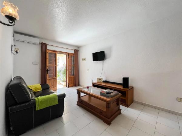 Chalet adosado en calle de las Golondrinas