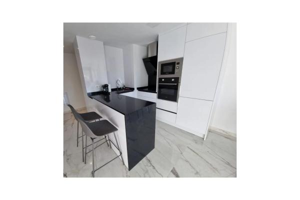 Piso en calle Lagos de Covadonga