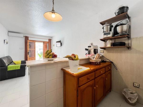 Chalet adosado en calle de las Golondrinas