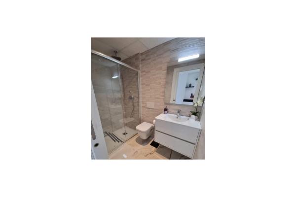 Piso en calle Lagos de Covadonga