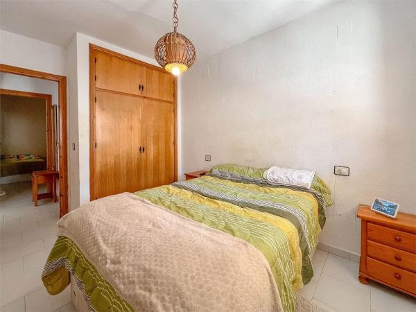 Chalet adosado en calle de las Golondrinas