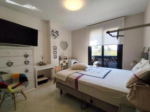 Piso en calle Lagos de Covadonga