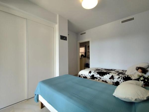 Piso en calle Lagos de Covadonga