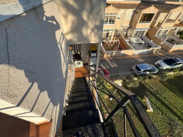 Dúplex en Barrio Los Almendros-La Florida