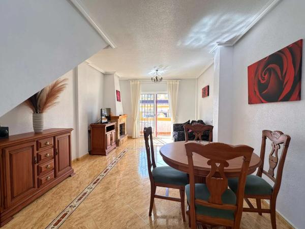 Dúplex en Barrio Los Almendros-La Florida