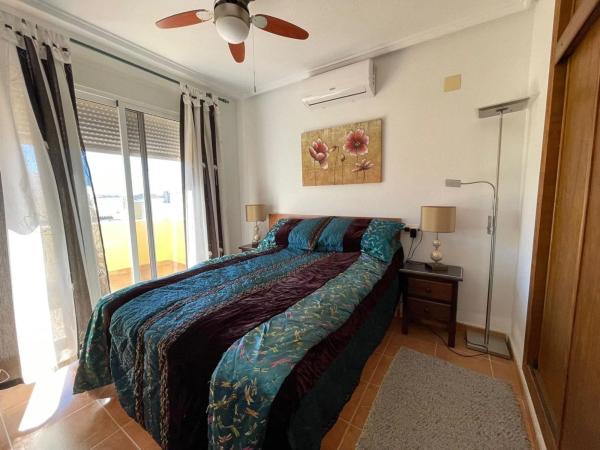 Chalet adosado en calle Tiberiades