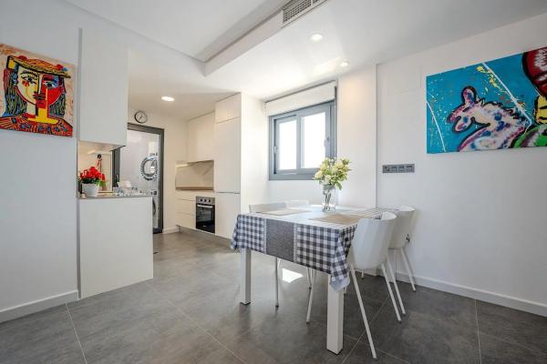 Ático en Barrio Los Almendros-La Florida