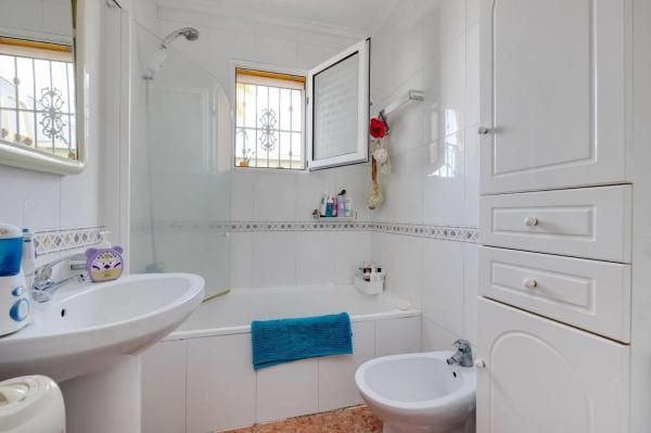 Chalet en calle 2, 54