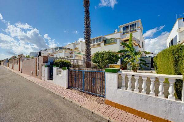 Chalet en calle 2, 54