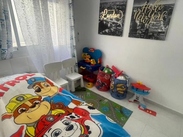 Piso en calle Aries, 4