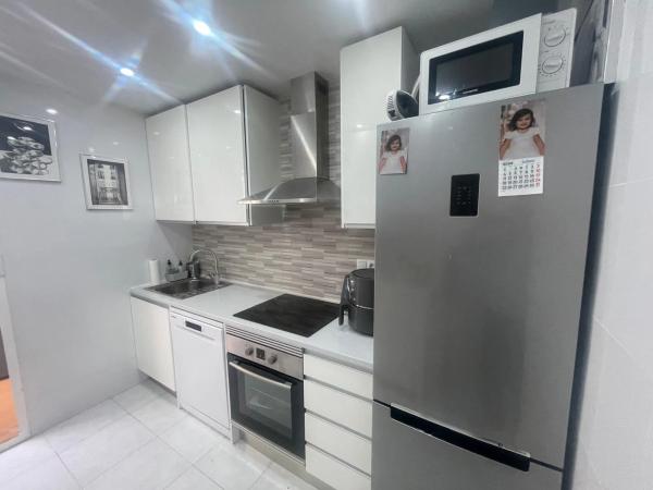 Piso en calle Aries, 4